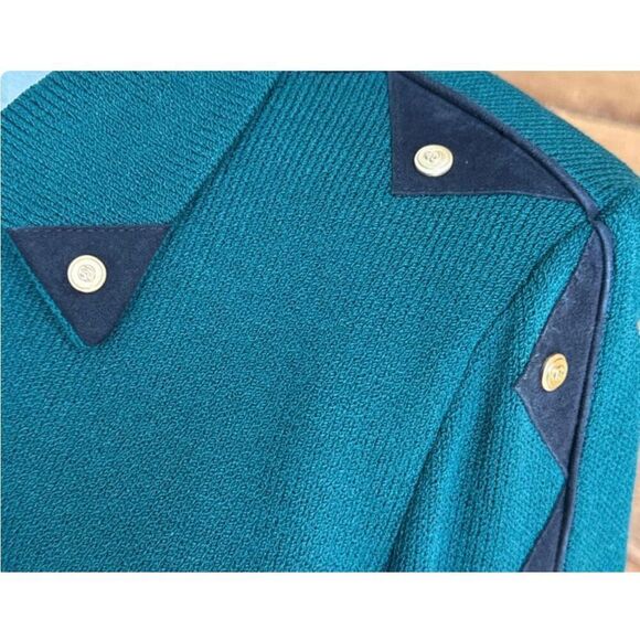 St. John Collection Jacket and Tank Set - Picture 5 of 12